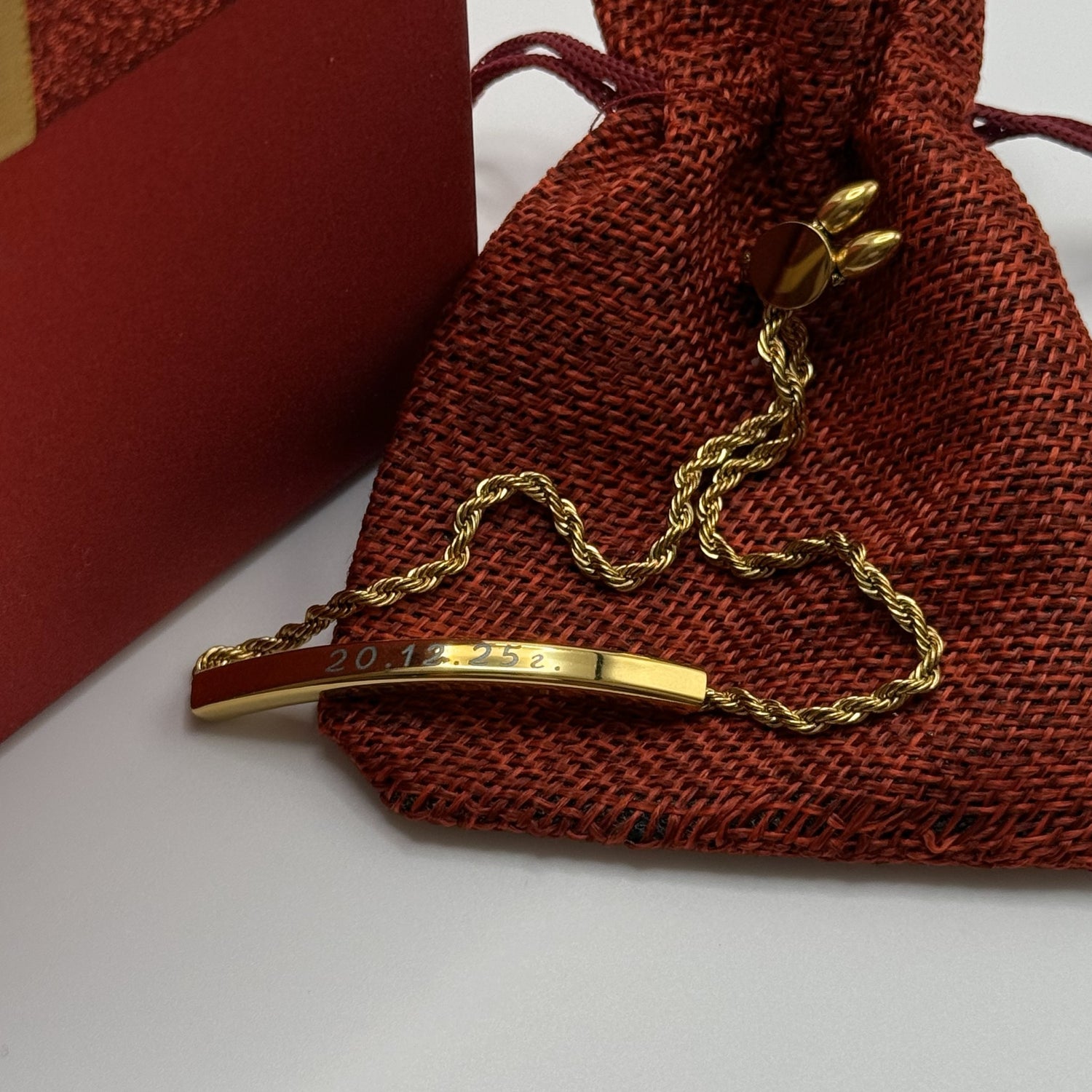 Персонализирана  гривна: Съкровен Спомен